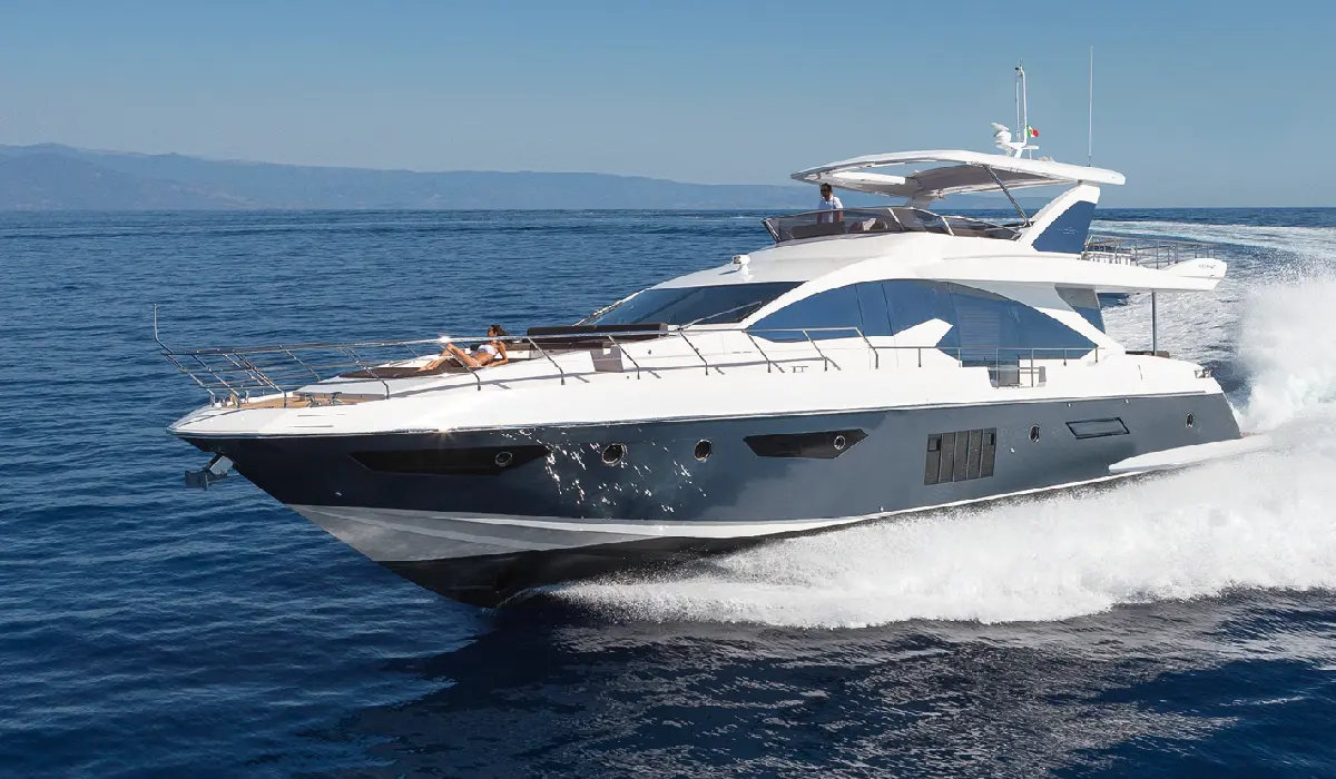 Azimut - Fly 83 - Luxury Yacht Charter - Preowned Luxury Yachts - Exclusive Concierge Club.webp